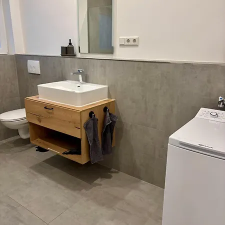 Lejlighed La-huettenfeld Erdgeschoss *